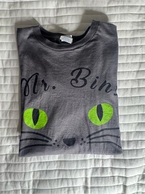 PORT & COMPANY Mr. Binx Graphic Short Sleeve Tee - Dark Gray with Green Eyes